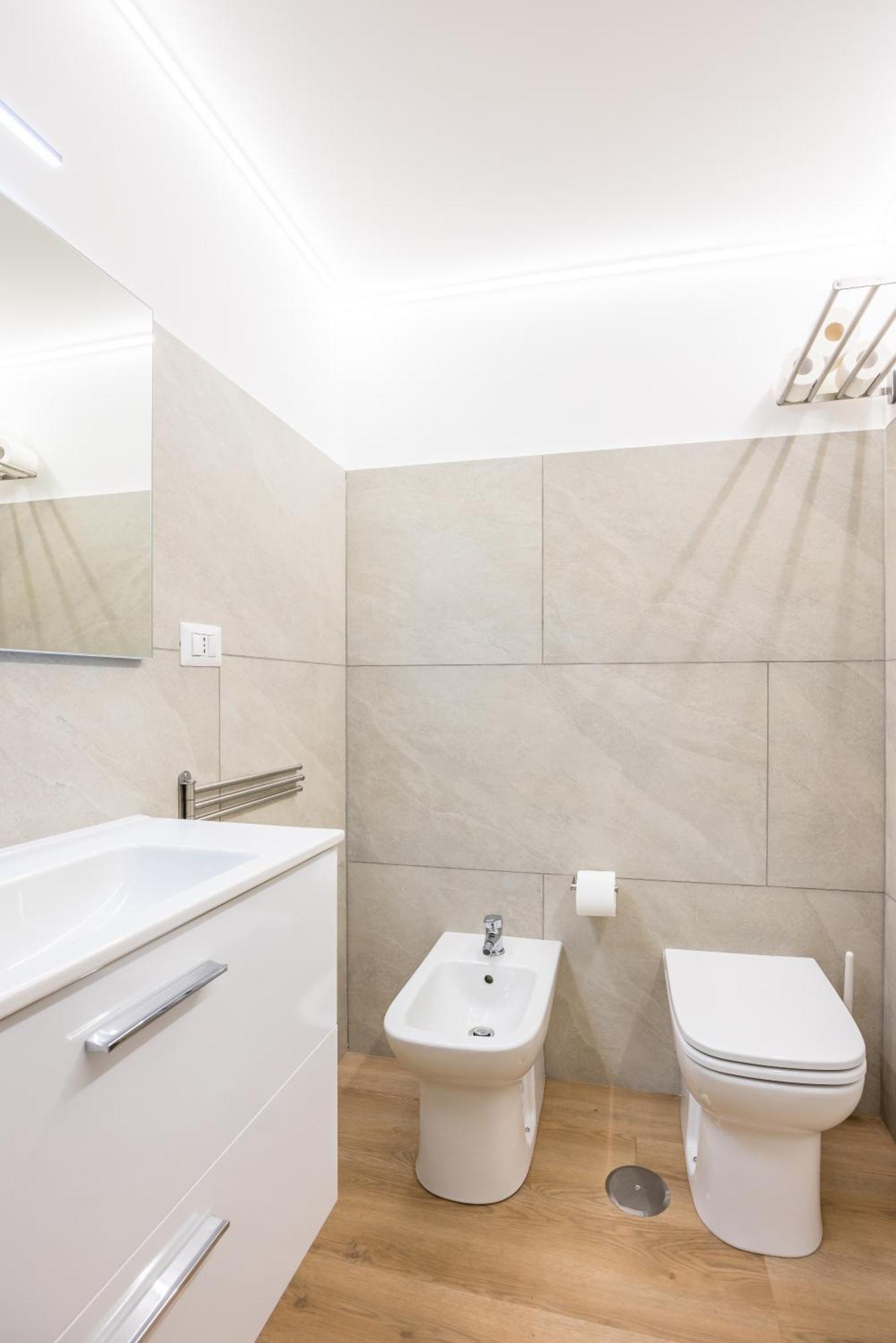 Lioy 25 By Napoliapartments Exteriör bild