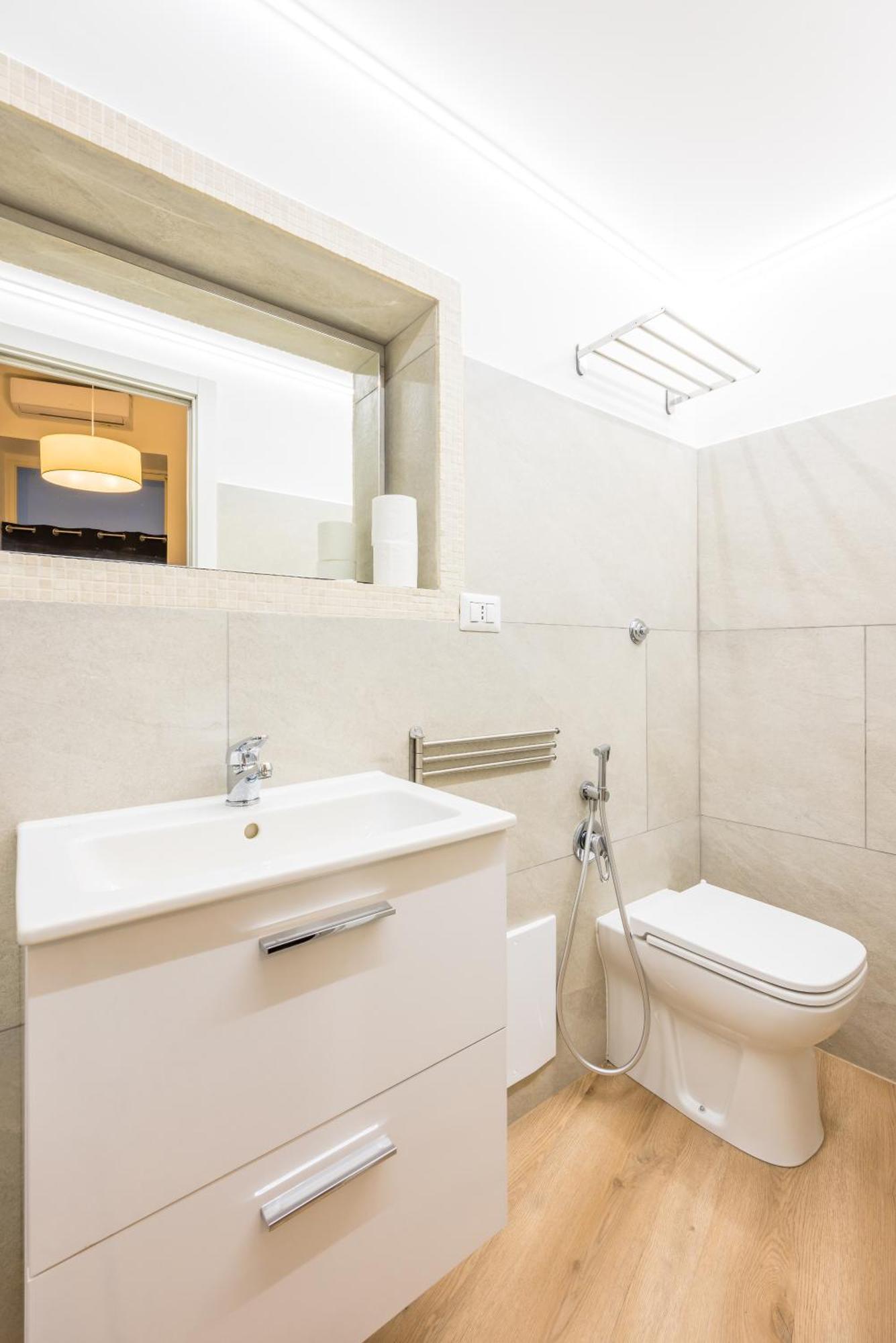 Lioy 25 By Napoliapartments Exteriör bild