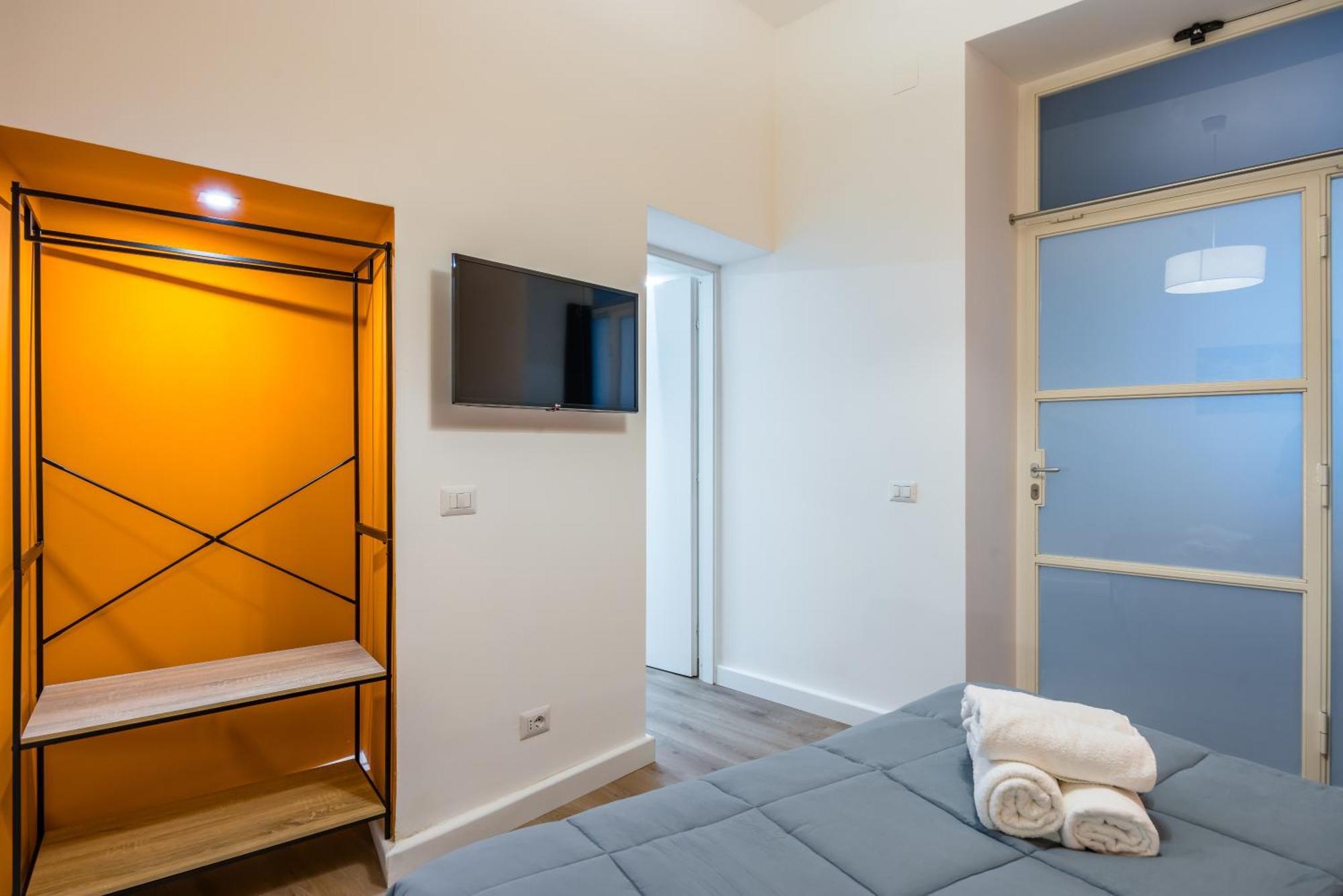 Lioy 25 By Napoliapartments Exteriör bild